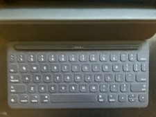 Apple Smart Keyboard for 10.5 iPad Pro English Layout 