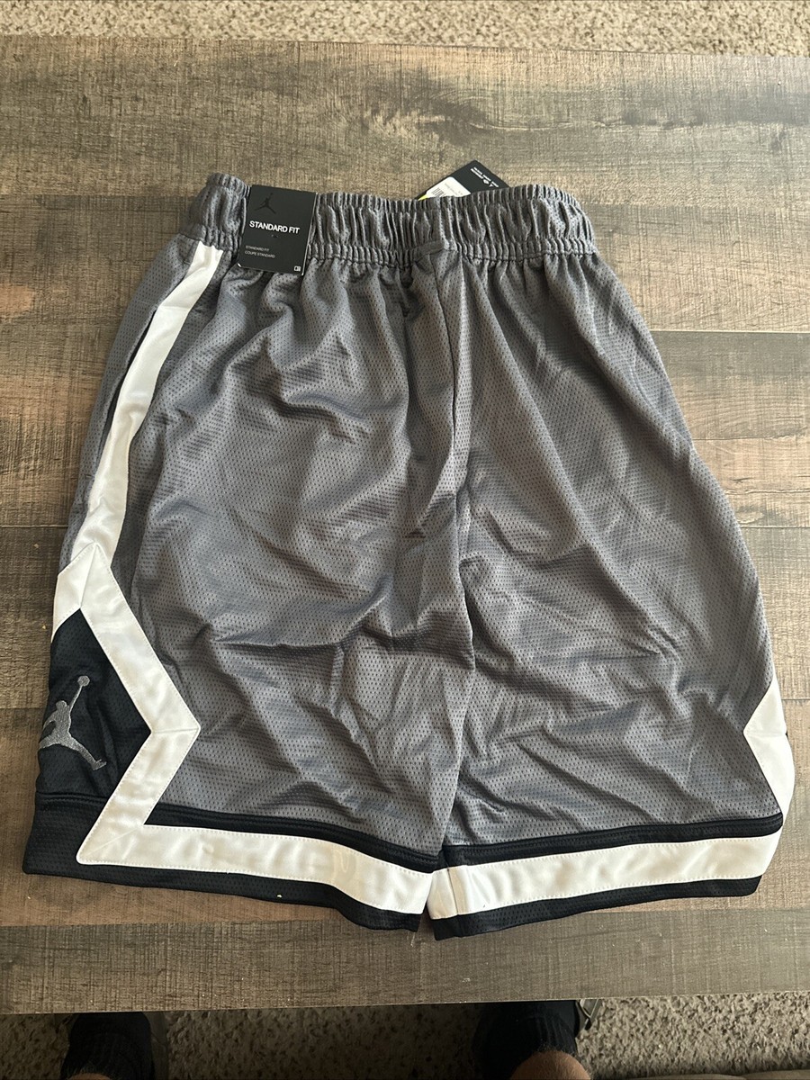 Nike Jordan Mens Jumpman Diamond Shorts Grey Sz Small CV6022 Nike Jordan Mens Jumpman Diamond Shorts Grey Sz Small CV6022