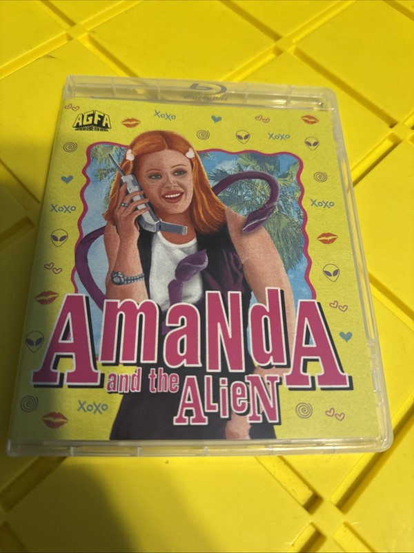 Amanda and the Alien (Blu-ray, 1995) LIKE NEW/ NO SLIPCOVER/Vinegar Syndrome