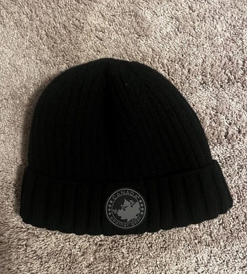 Canada Weather Gear Black Knit Plush Lining Beanie Stretch Cap Hat w/ Patch  