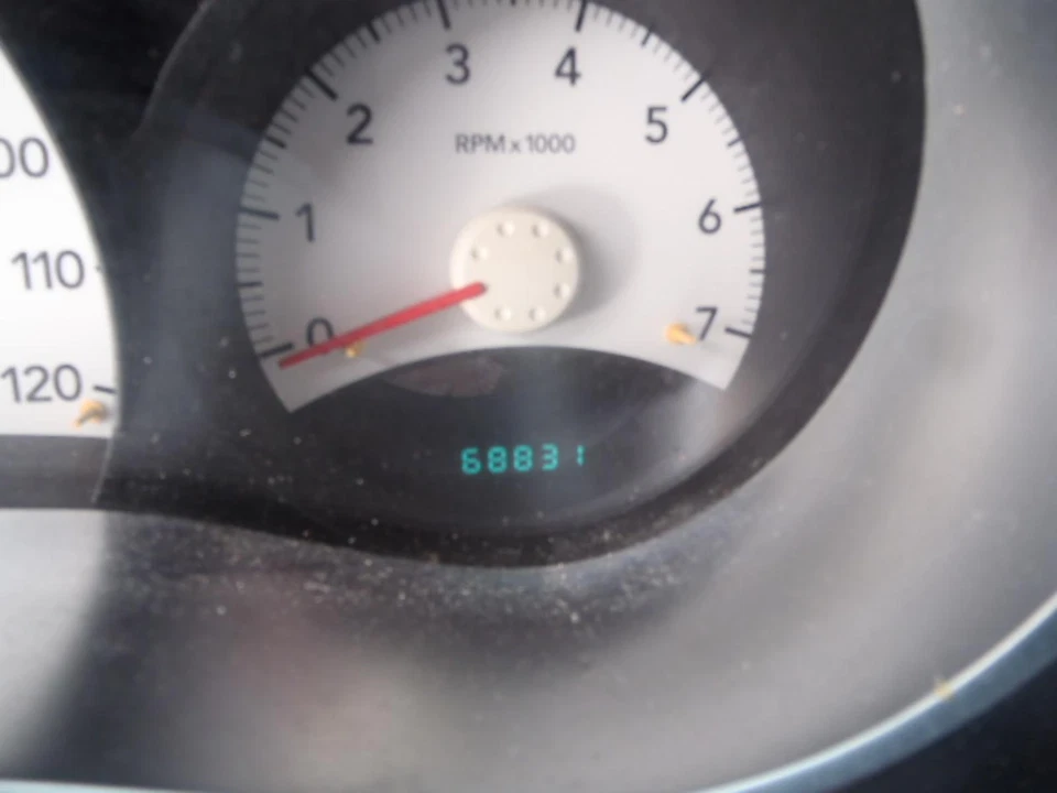 Alternador Mitsubishi Raider 2007 3,7 L Denso 69 k millas OEM 07 Foto 4 de 4