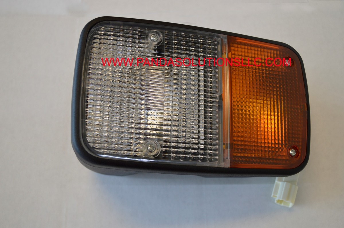 TOYOTA FORKLIFT HEAD LAMP 56550-23321-71,56550-2332171 BRAND NEW