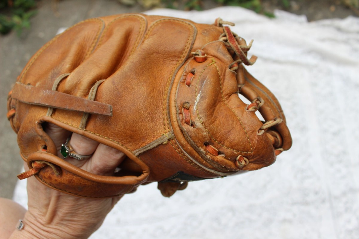 Vintage Made in Japan Ranger S223 Snap Flex Baseball Mitt