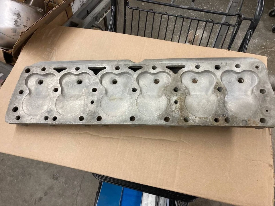 Cabezales de aluminio Lincoln Zephyr 1940 - 1948 Foto 2 de 4