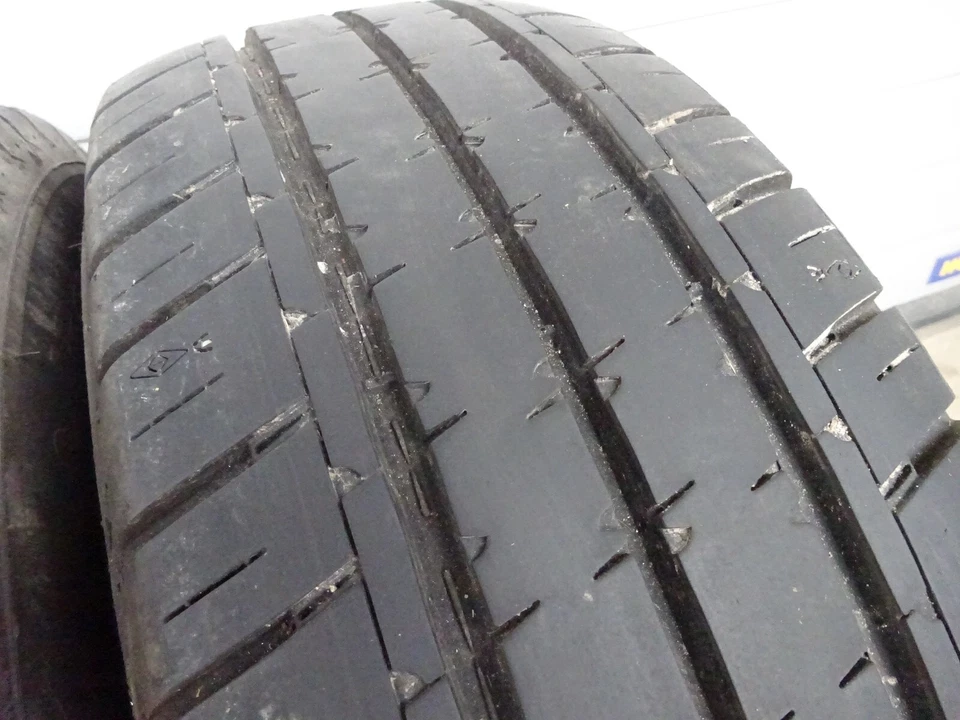 2x 215/70 R15C 109/107S Sommer Transporter Reifen Apollo Altrust +  8,5mm DOT 20 - Bild 3 von 4