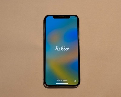 Apple iPhone X 256GB Silber | 75% Batteryhealth