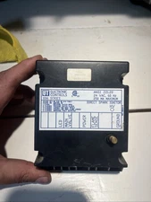 102186-01  UT Electronic 1016-500 Electronic Controls Series