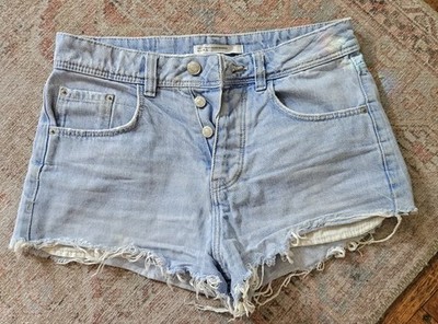 ZARA TRF 2013 Denim Light Blue Cut Off Shorts Frayed Hem - Size US 2