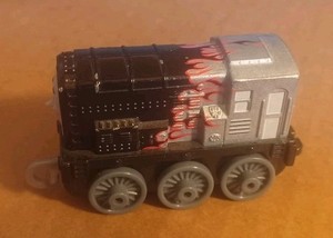 2020 THOMAS THE TRAIN DIESEL FLAMES ENGINE 07232