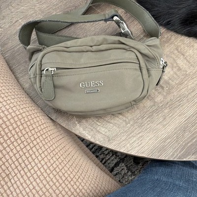 GUESS Olive Belt Bag Fanny Pack Adjustable Strap Zipper Accents Designer
