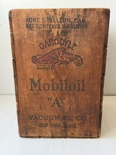 Antique Gargoyle Mobiloil “ A “ Wooden Crate Vacuum Oil Co 5 Gallon Box LOOK!