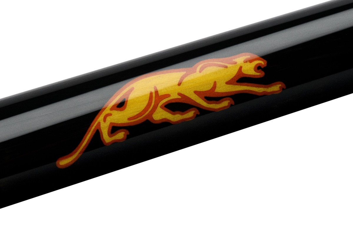 Predator Limited Edition Double Butterfly Pool Cue - Vantage 12.9