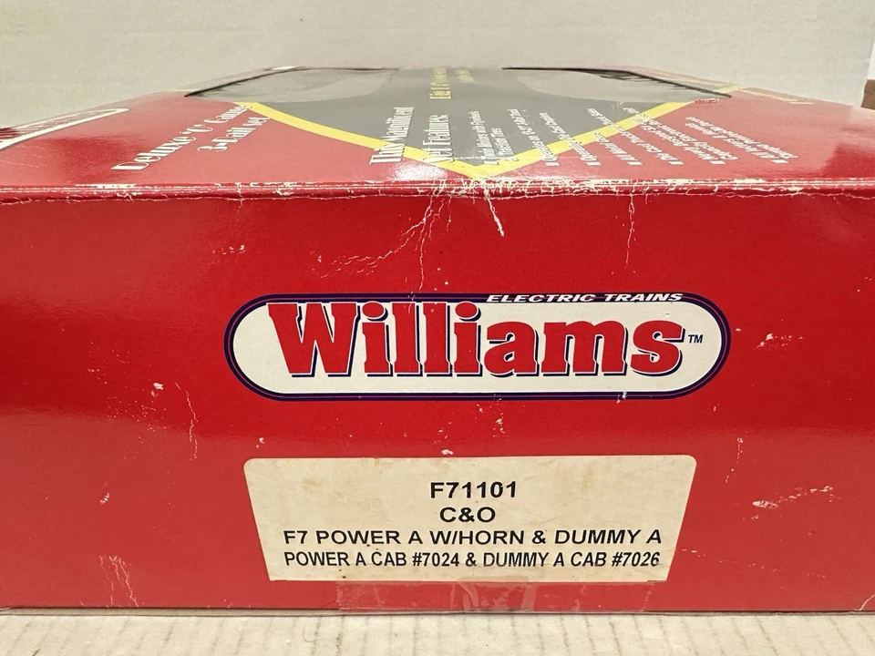 Williams O F71101 C&O F7 Powered Unit A W/Horn #7024 & Dummy A Unit #7026 - Image 4 of 4