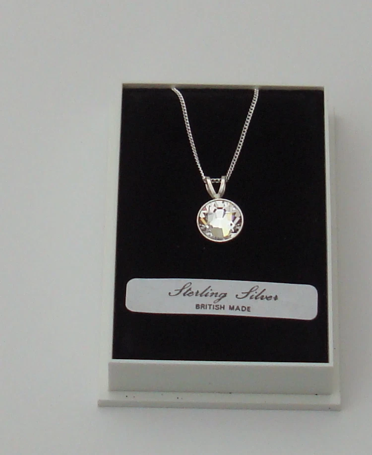 ARGENTO 925 CRISTALLI SWAROVSKI TRASPARENTE PENDENTE E CATENA NATI IN APRILE - Immagine 2 di 2