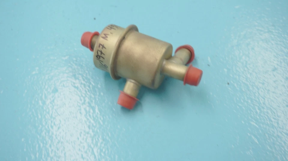 MERCEDES--BENZ  W116  450SEL  6.9  ,  PRESSURE  REGULATOR   , OEM ,  - Image 3 of 4