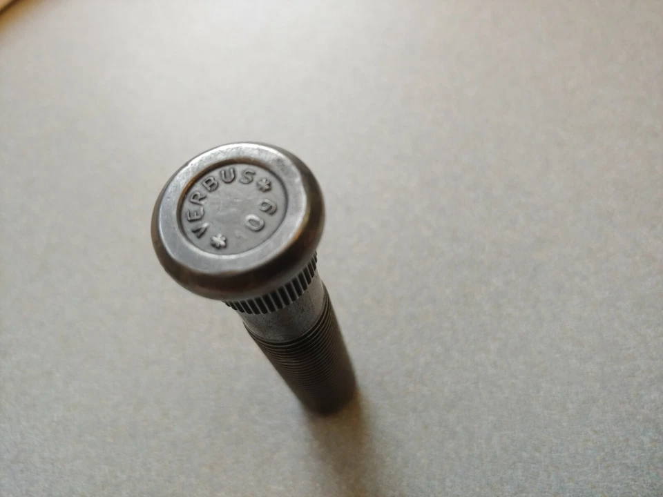 EXCELENTE TACO RUEDA TRASERA USADO ORIGINAL ORIGINAL PORSCHE 911 930 72mm NLA VERBUS Foto 3 de 3