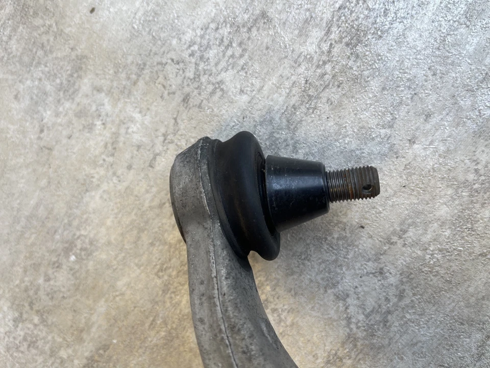 Infiniti G35 G37 G25 2007-13 sedán trasero izquierdo lado del conductor brazo de control superior OEM Foto 3 de 4