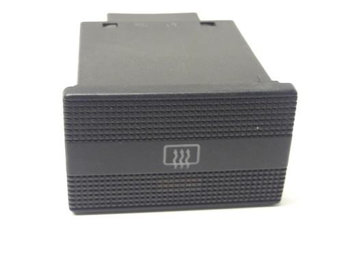 Volkswagen PASSAT B4 1995 Schalter elektrische Scheibenheizung GUST16082