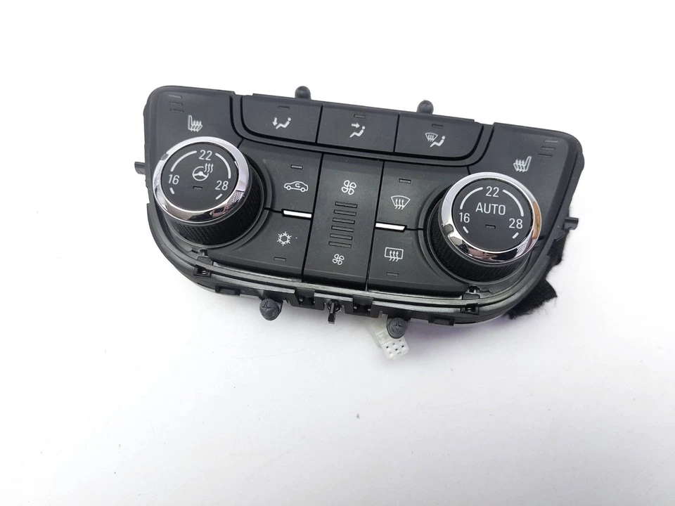 VAUXHALL MOKKA X 2018 HEATED SEAT CLIMATE HEATER CONTROL SWITCH PANEL 39081560 - Image 3 of 4