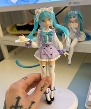 18CM Hatsune Miku Cat Eat Ver PVC Anime Figure Collectible Model Statue Toy Gift