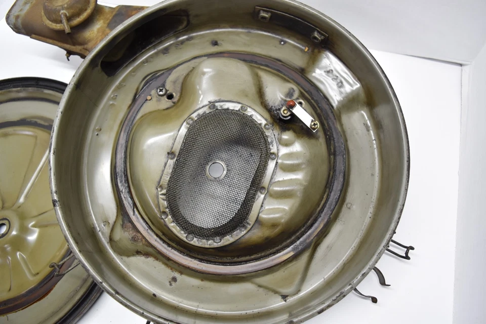 1976 1982 Honda Civic CVCC 1.5 91 CID Air Cleaner Housing Assembly - Image 3 of 4