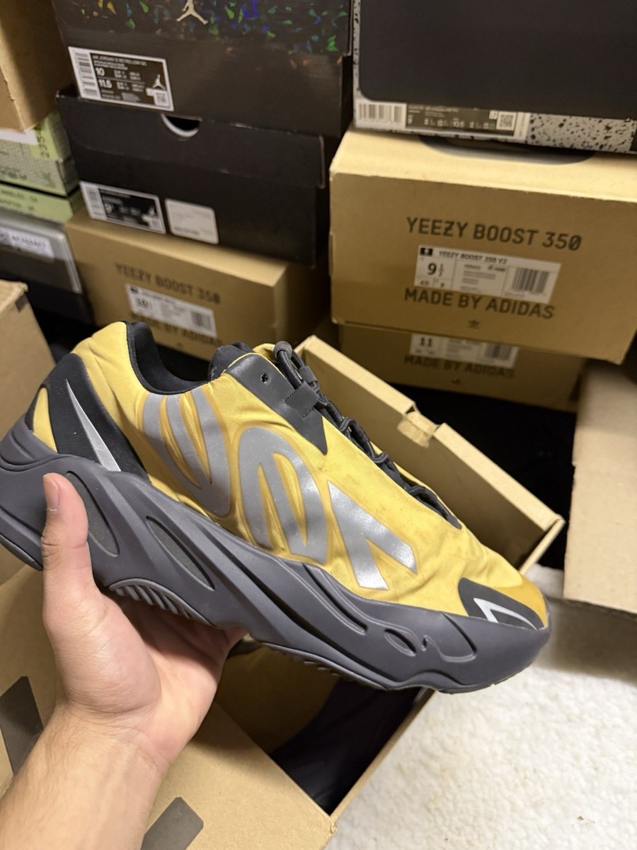 Yeezy 700