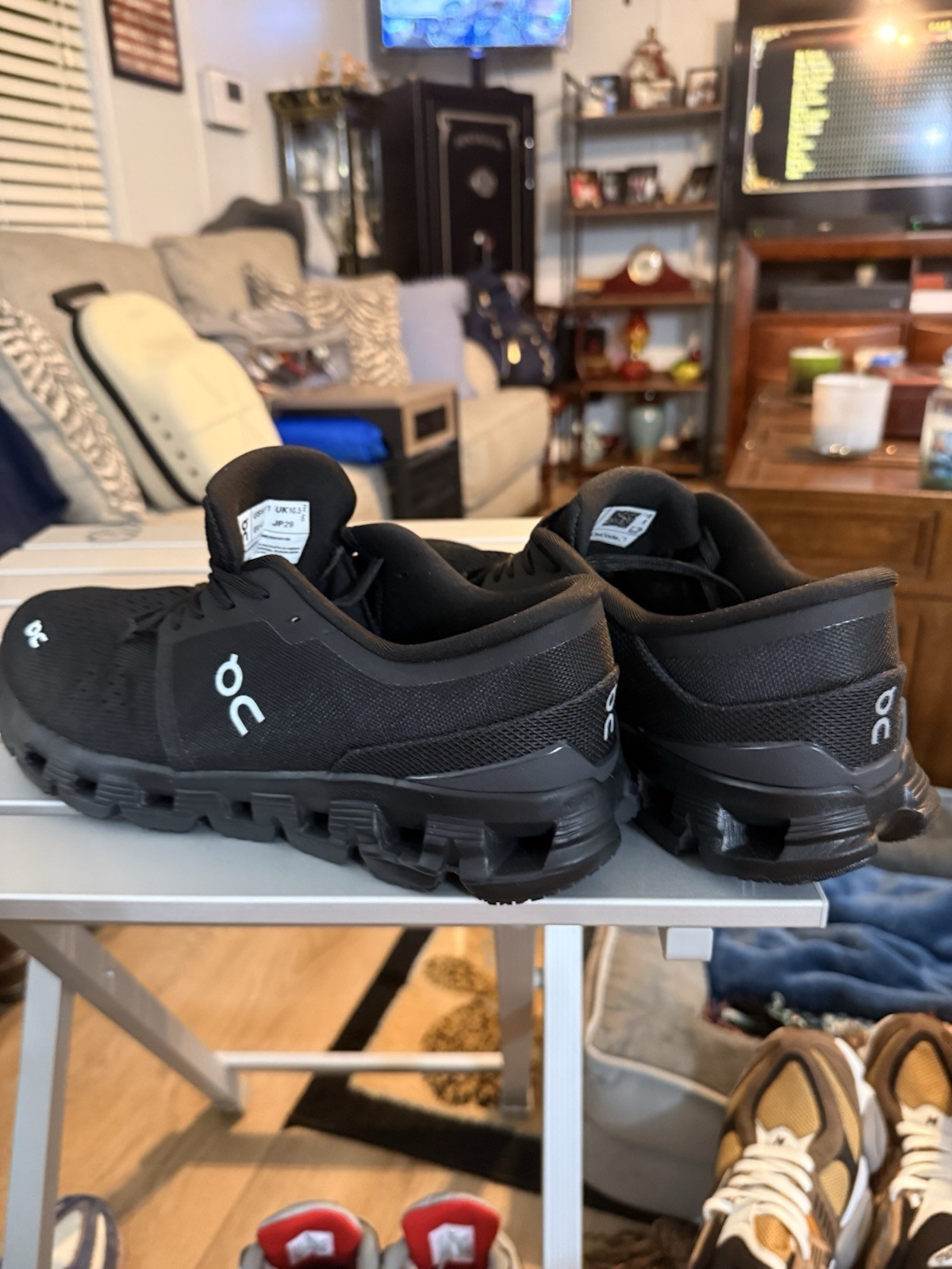 Size 11 - ON Cloud X 4 Black Eclipse - image 6