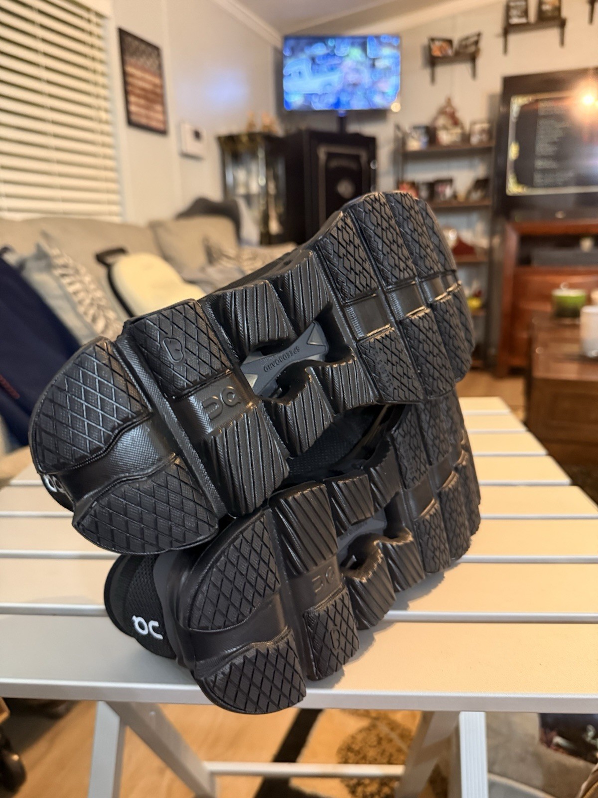 Size 11 - ON Cloud X 4 Black Eclipse - image 10