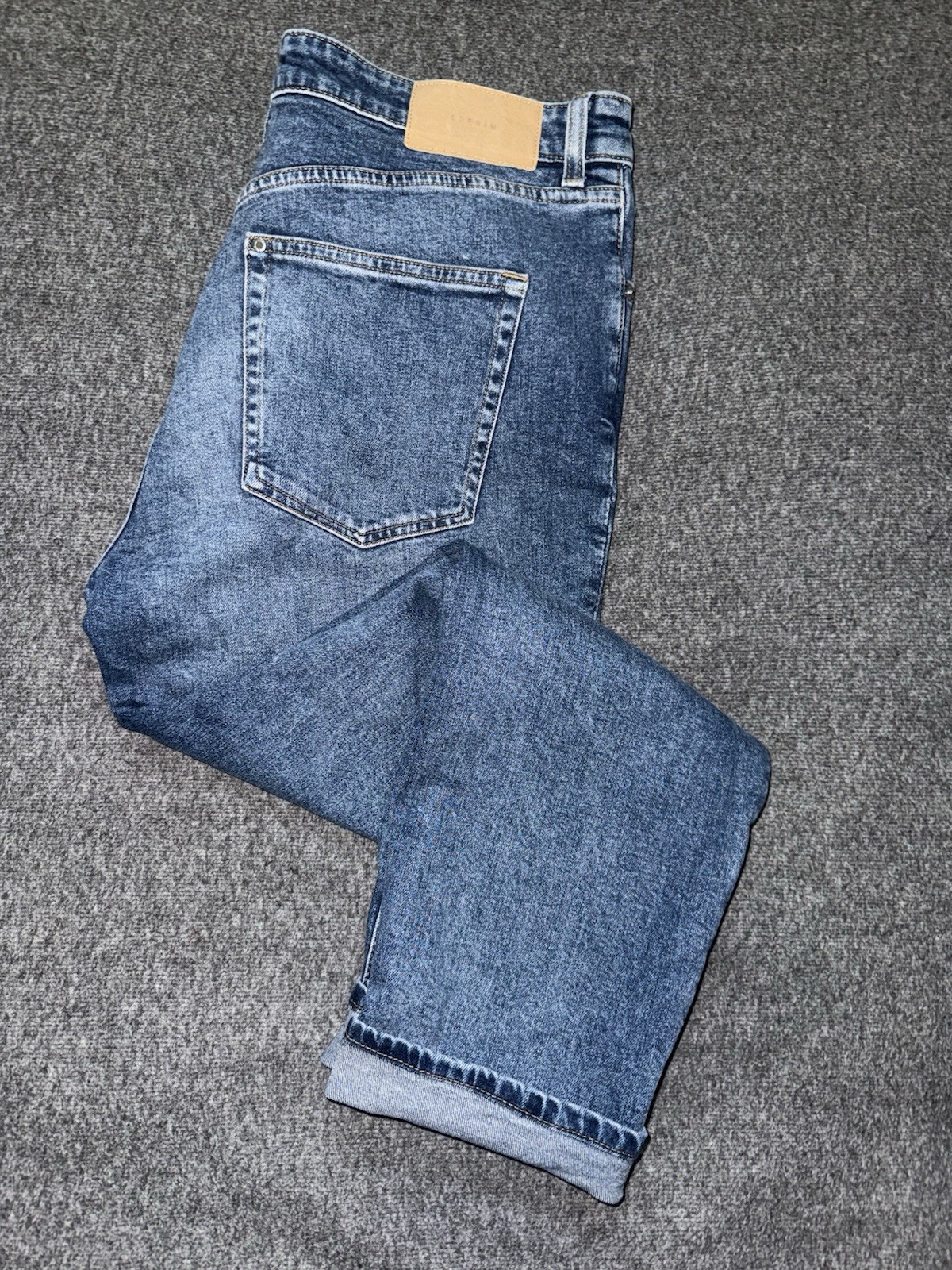 H&M Jeans Womens Size 12 Mom Jeans Ultra High Waist Straight Blue Wash Denim
