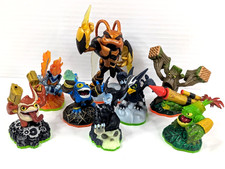 Skylanders Giants Lot of 8 2011 2012 Mixed Lot Green and Orange Bases Untested