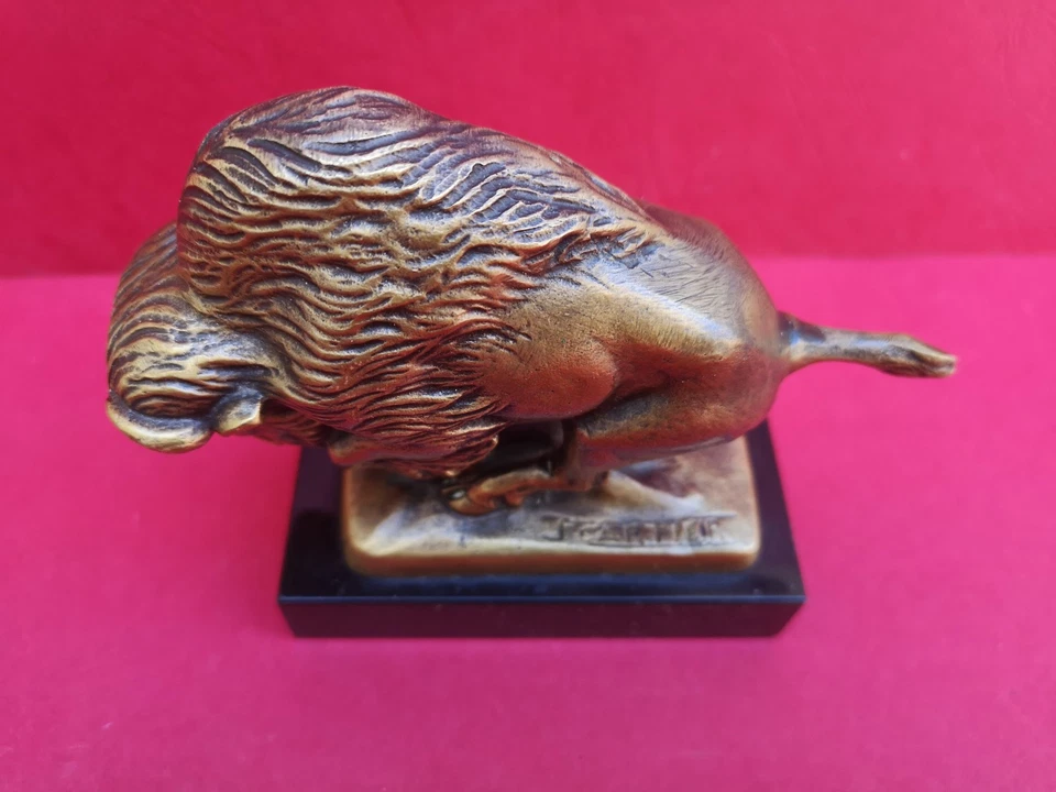 Jacques Cartier figurine bison bronze socle marbre TBE Haut 12 cms long 13,5 cms - Photo 2/4