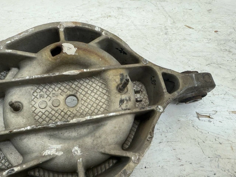 Brazo trasero izquierdo Volvo V60 2014-2016 usado Foto 4 de 4