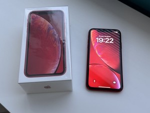 Apple iPhone XR 64GB (PRODUCT)RED entsperrt makelloser Zustand + Karton 81% Akku