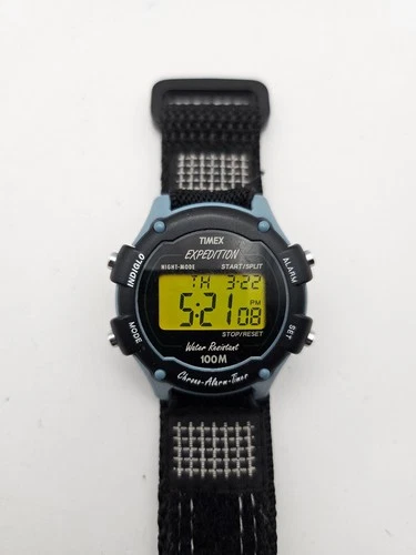Vintage 2000 Women's TIMEX Expedition Digital LCD Watch, Blue/Black Case, 33mm