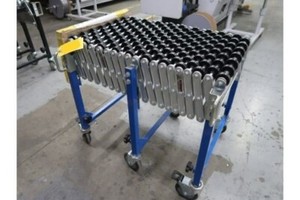 Ultimation Expandable/Portable Roller Conveyor 8' x 18"