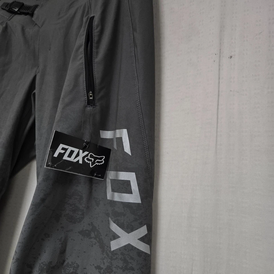 Fox Racing Mens Defend Lunar Race MTB Cycling Bike Trail Pant 34 Gray SAMPLE - Image 2 of 4