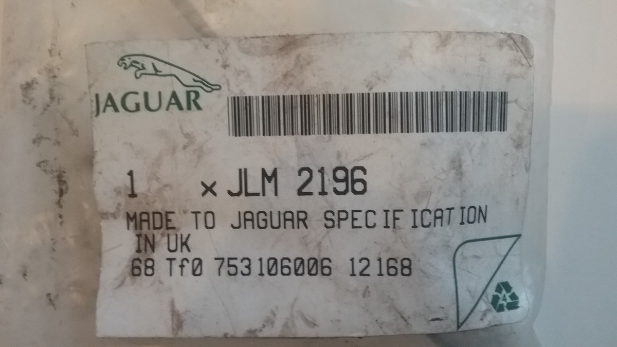 めい⑥ Mercedes-Benz Locking Wheel Bolt Set B66470156 | 14mm x 1.5