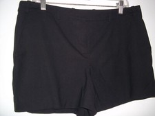 HALSTON HERITAGE WOMENS Silk Blend  Elegant Shorts~10~Black~Flat Front~Lined~EUC