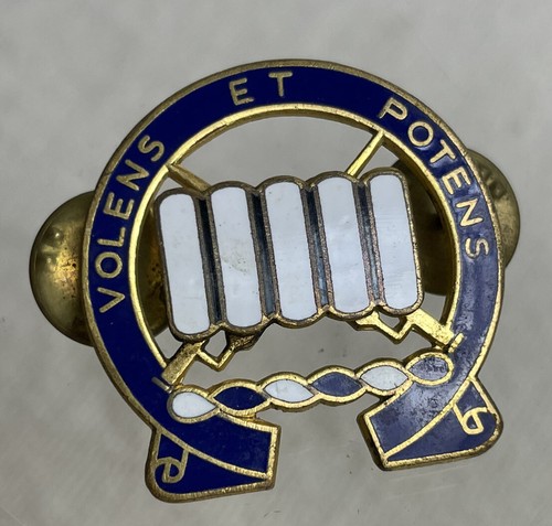 Pin embrague trasero vintage VOLENS ET POTENS 7º Regimiento de Infantería - Imagen 2 de 4