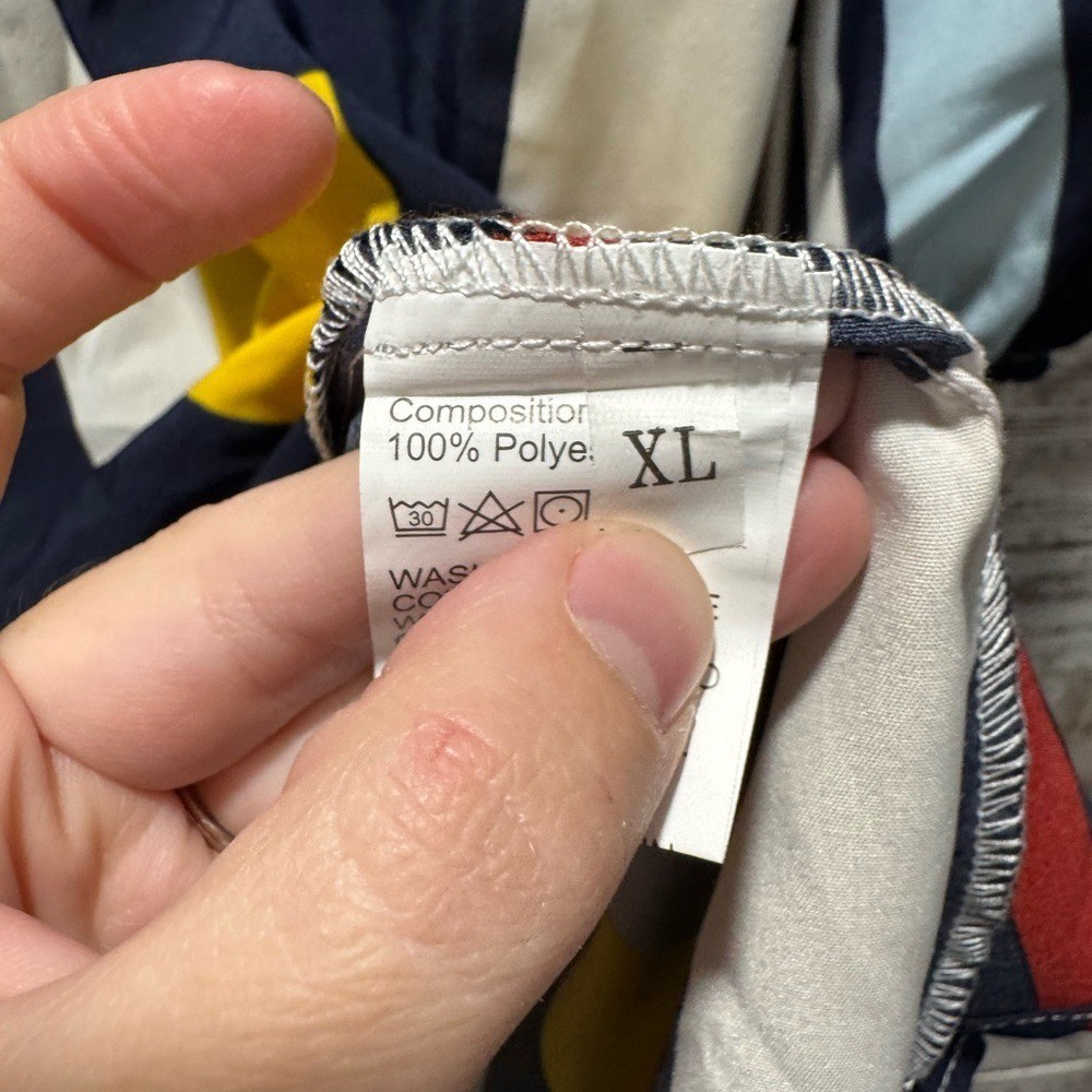 Colorful Geometric Patterned Tunic - image 2