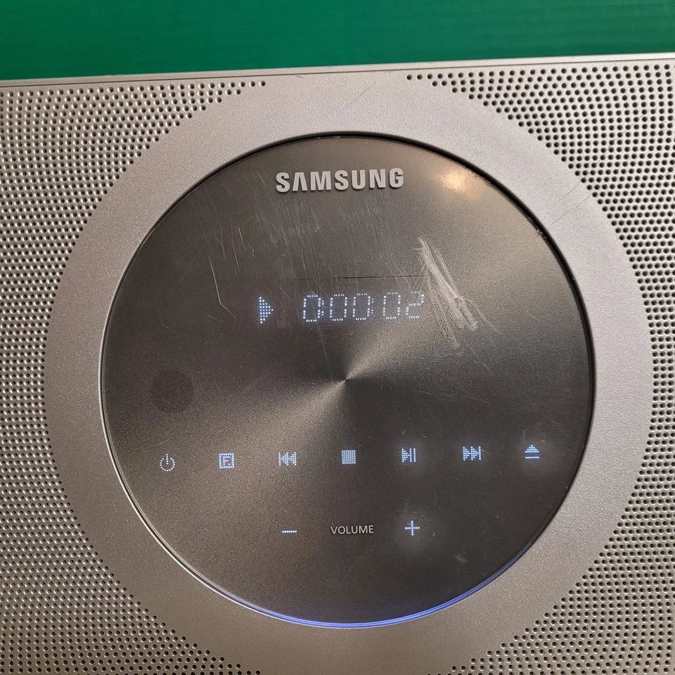 Samsung MM-D470D Micro Sistema DVD CD FM Reproductor iPod Base Sin Control Remoto Foto 2 de 4