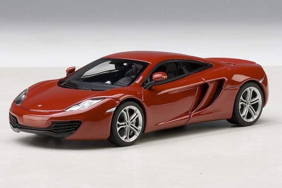 AUTOart McLaren MP4-12C Red 56008