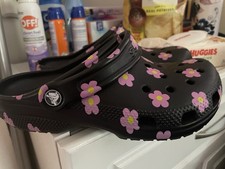 NEW Classic Flower Crocs Womens size 6