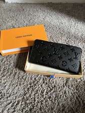 Louis Vuitton Women's Black Logo Zip-Around Wallet Designer Zipper