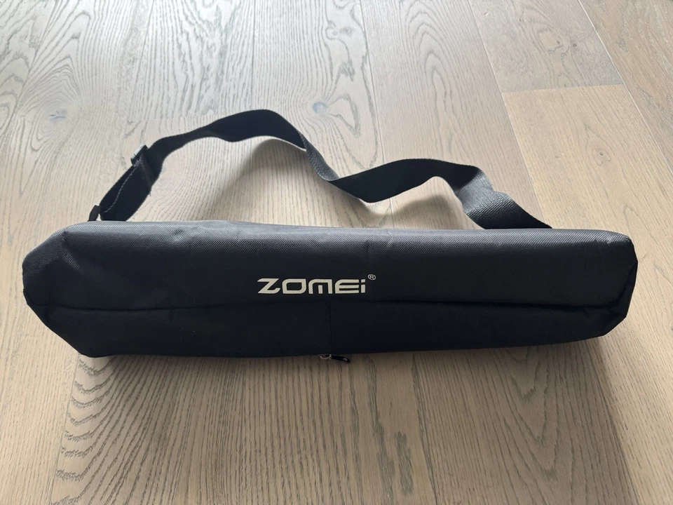 ZOMEI Portable Professional Tripod&Ball Head compact unit for Travel. - Image 4 of 4