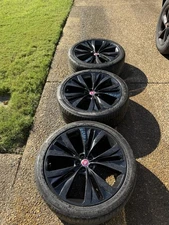 (3) OEM Jaguar F-PACE 22" Double Helix Gloss Matte alloy wheels 265/40R22