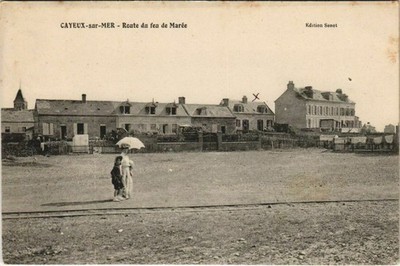 CPA CAYEUX-SUR-MER Route du feu de marée (25179)