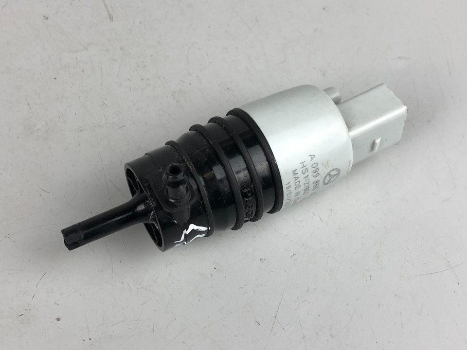 Mercedes Benz C Class W205 Windshield Windscreen Tank Washer Pump