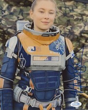 Mina Sundwall Lost in Space Autographed Signed 8x10 Photo ACOA 2020-11