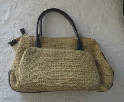 liz claiborne tan purse